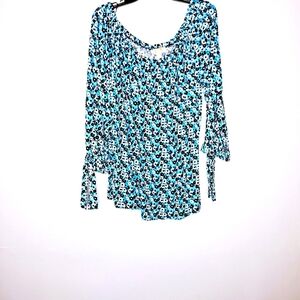 NWT MICHAEL Michael Kors brand "The Off the Shoulders in Florals" size 3x shirt.